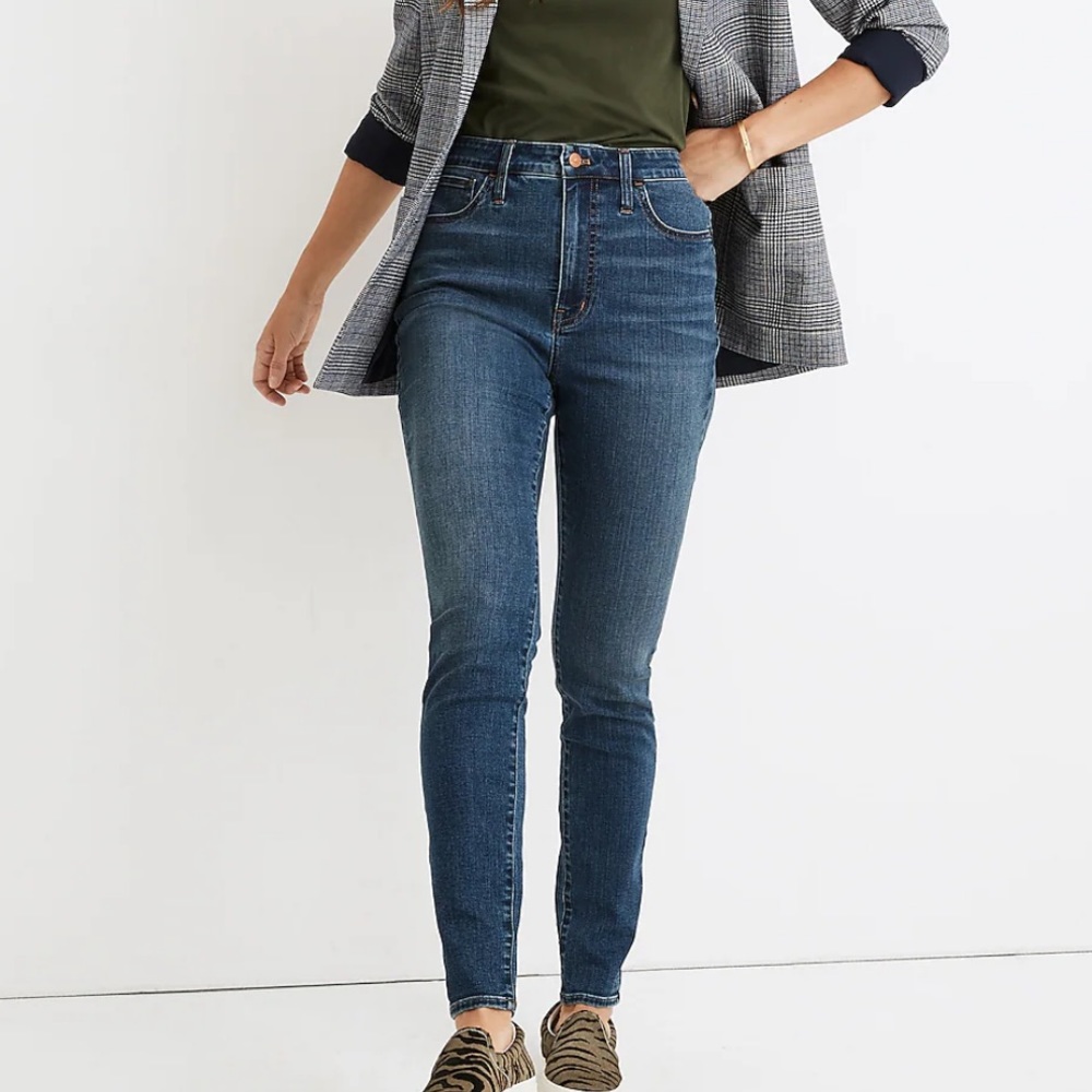 Madewell Curvy Roadtripper Jeans